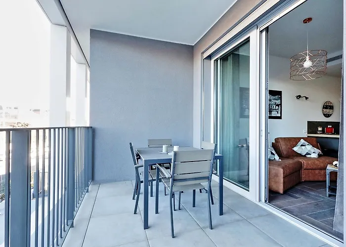 Ych-delizioso Monolocale Con Terrazzo