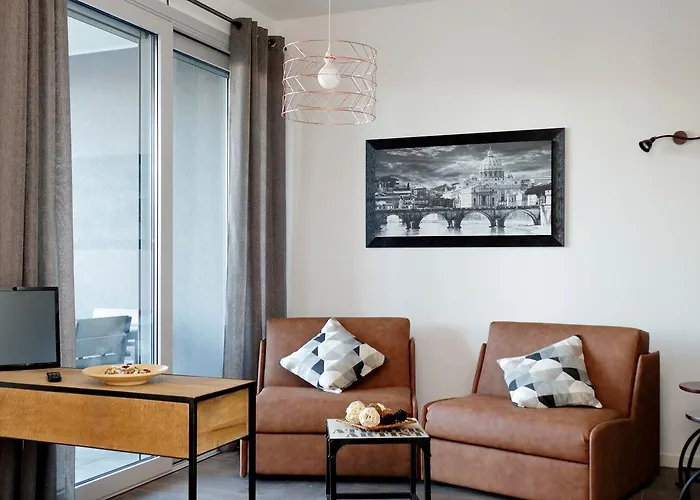 Ych-delizioso Monolocale Con Terrazzo Апартаменты