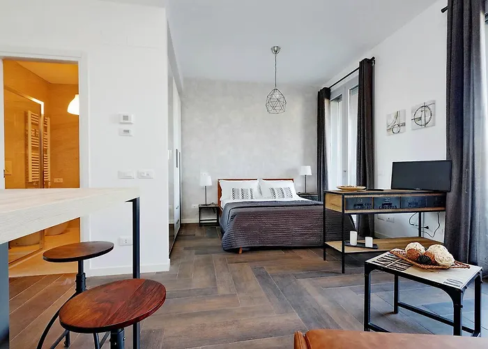 Ych-delizioso Monolocale Con Terrazzo Рим